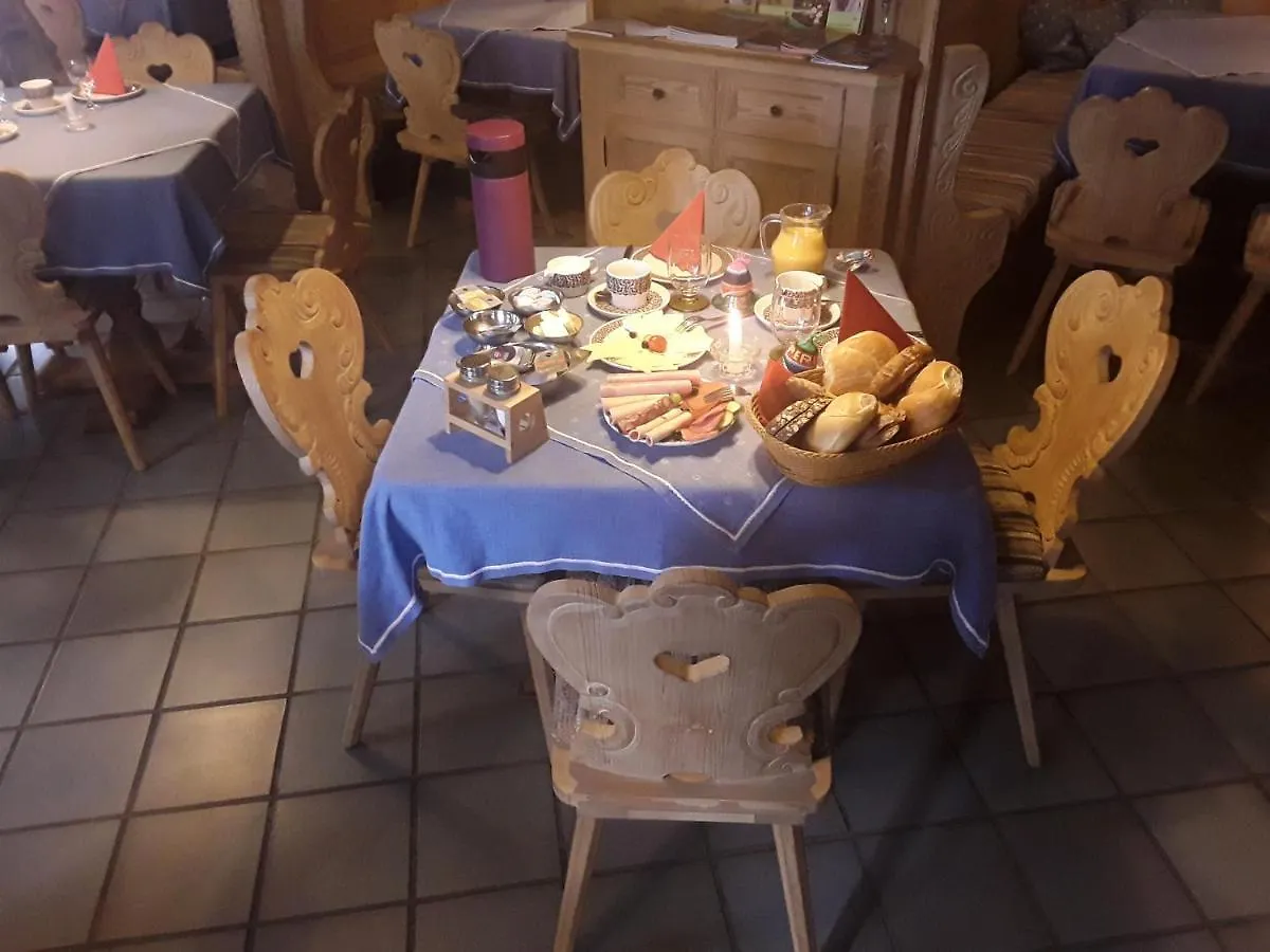 Hotel Zur Rose Goessweinstein Deutschland